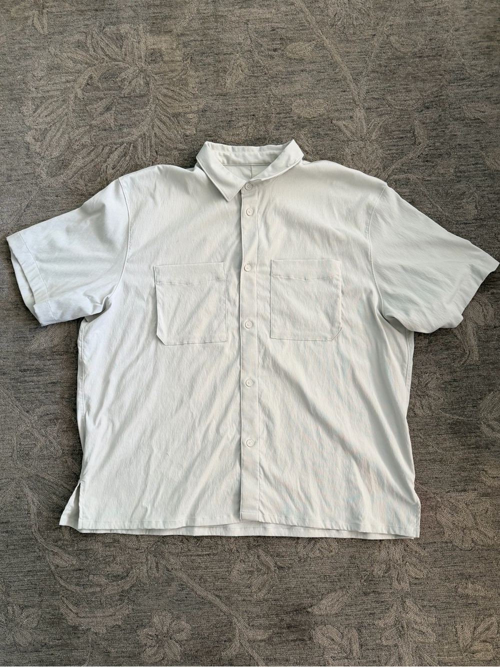 Men’s Lululemon 2-Pocket Button Down SS Shirt XXL - NICE